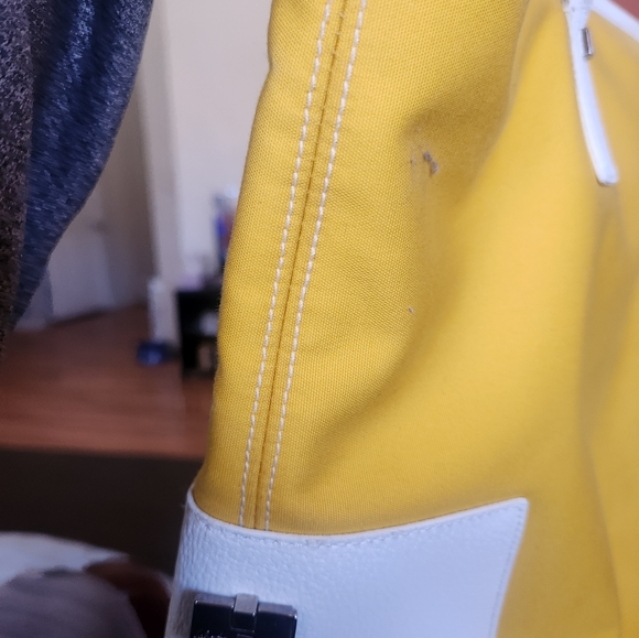 Ferragamo Tote Bag - Picture 5 of 13